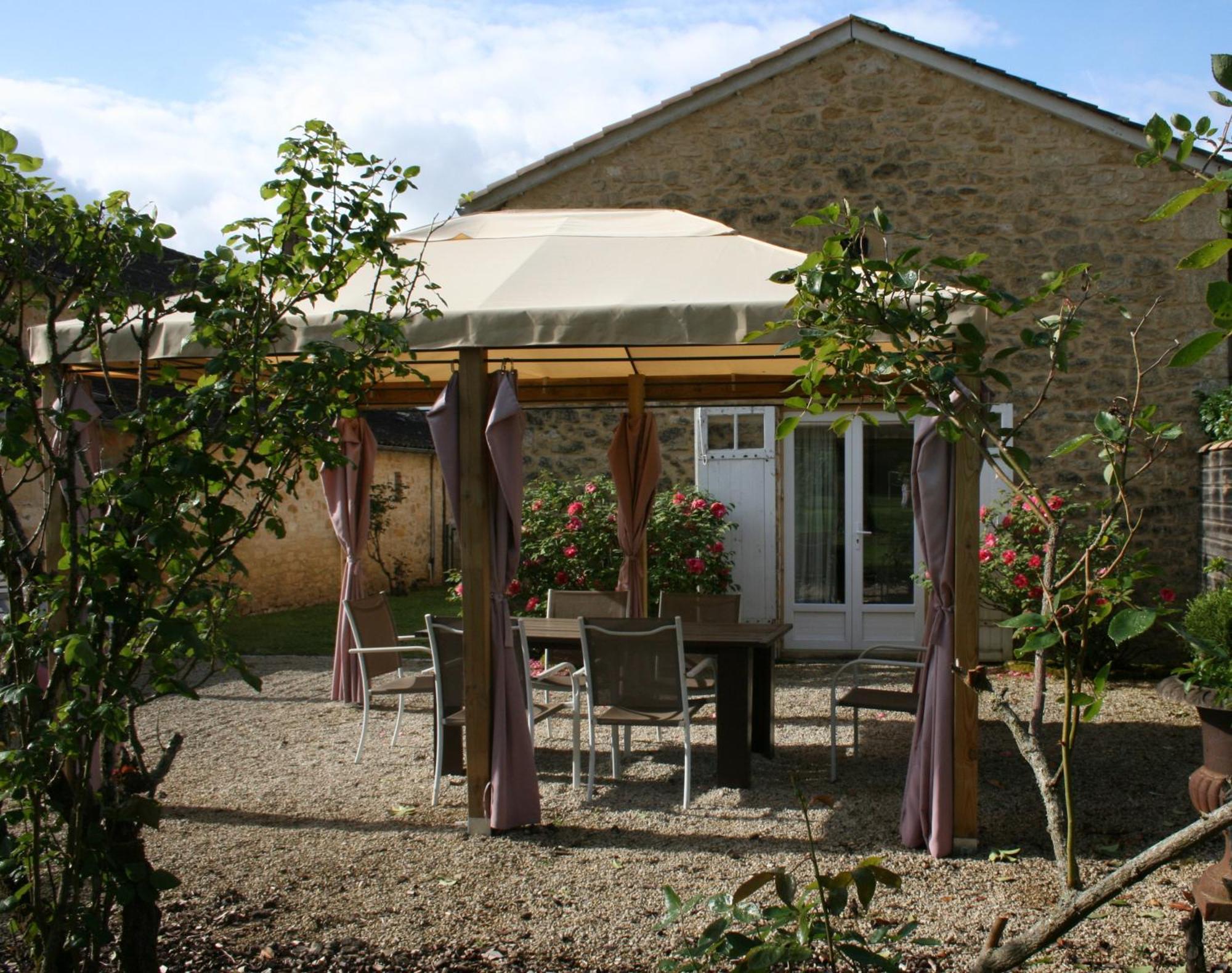 Domaine Des Hirondelles Villa Saint-Vincent-de-Cosse Luaran gambar