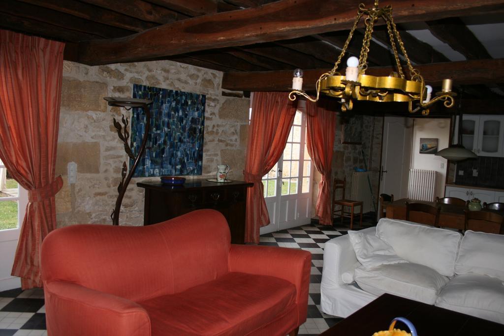Domaine Des Hirondelles Villa Saint-Vincent-de-Cosse Luaran gambar